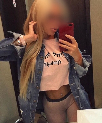 🔥 Обладательница идеального тела и шикарных форм, я готова подарить тебе незабываемые моменты удовольствия. 💋 Мои услуги настолько разнообразны, что ты точно найдешь то, что именно тебе нужно. 💦 Разрешаю все, что тебе нравится, и гарантирую полное удовлетворение. 🌟 А еще, я готова предоставить фото и отзывы, чтобы ты мог убедиться в моей непревзойденности. 📸 Жду встречи с тобой в Москве, ведь именно здесь я проживаю и готова воплотить твои самые смелые желания. 🌆 Не медли, звони прямо сейчас! 💫 Оля
